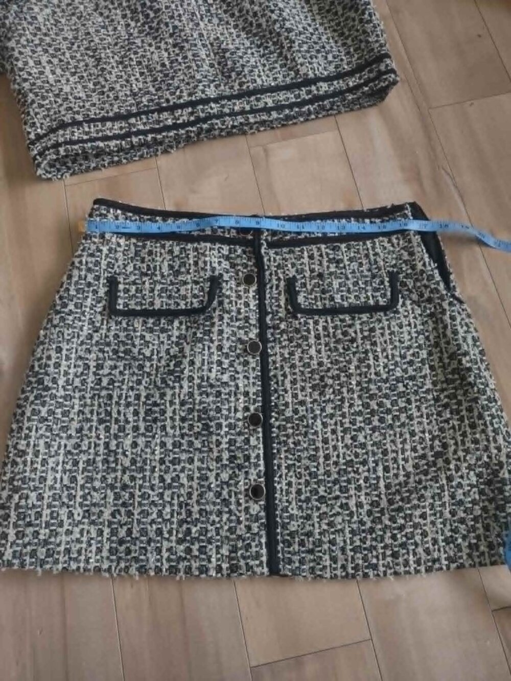 Black White Bouclé Tweed Jacket & Skirt Set Dynamite L Old Money French Girl - Picture 14 of 16
